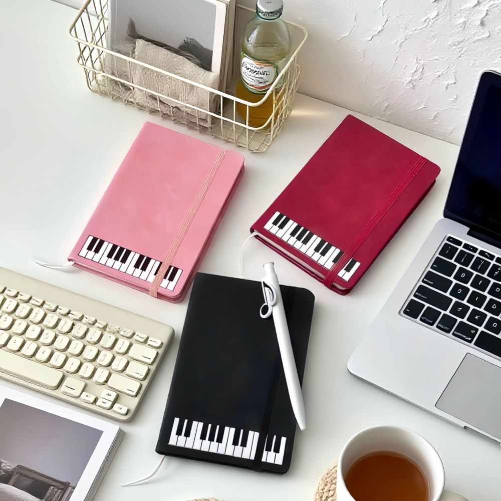 Caderno com Tema Musical, Diár - Blank Sheet Music Notebook avaliação e preço